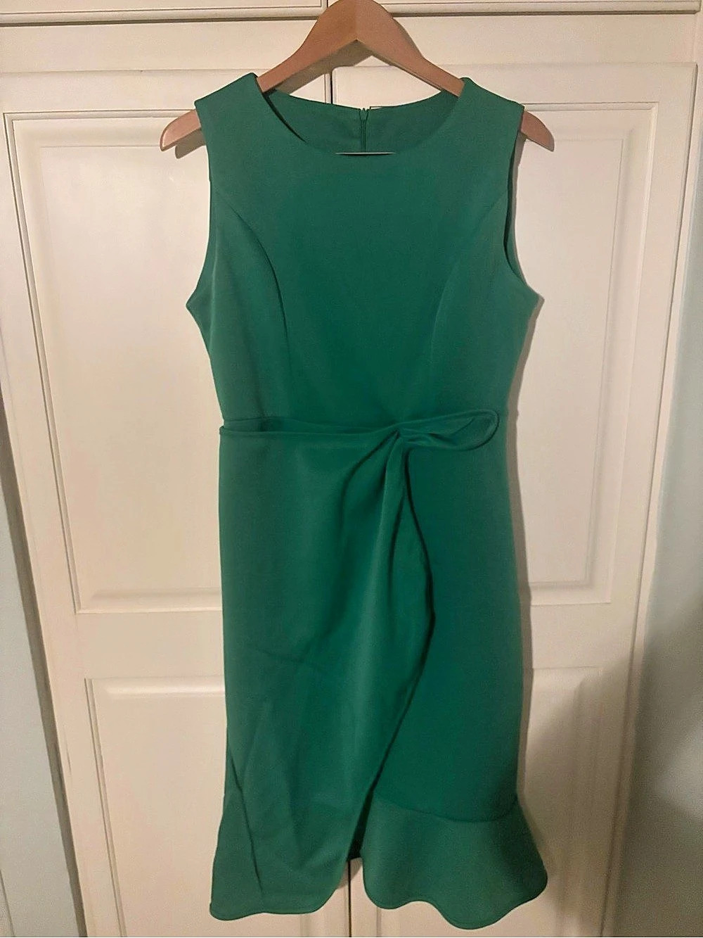 Green Tie-Waist Dress Like New